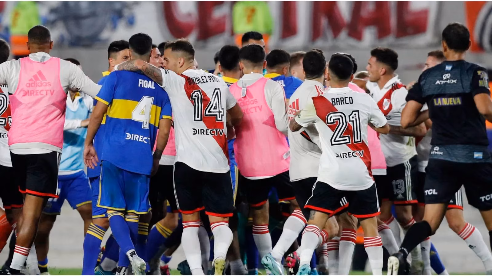 river-plate-vs-boca-juniors-superclasico-erupts-in-chaos-image-0